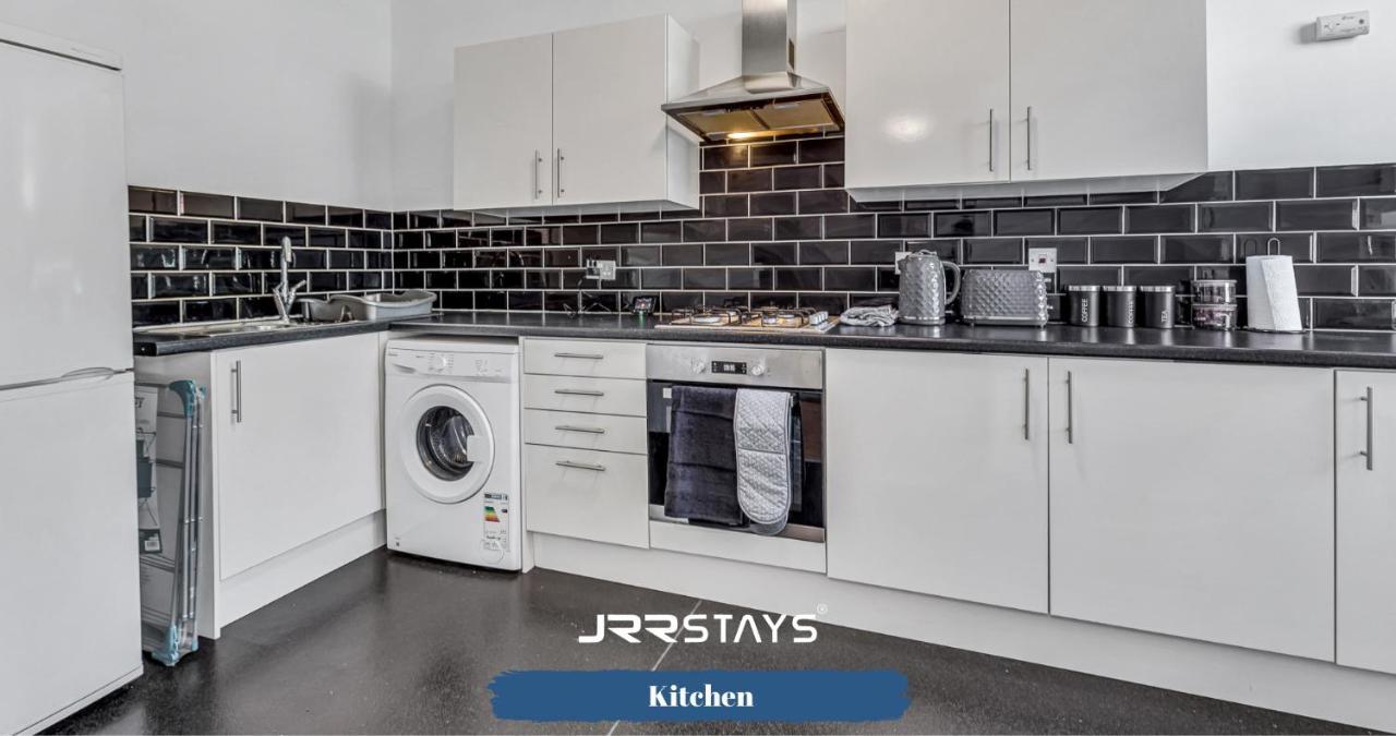 Cardiff Stylish 2 Bedroom Sleeps 6 Wi-Fi - Jrr Stays Kültér fotó
