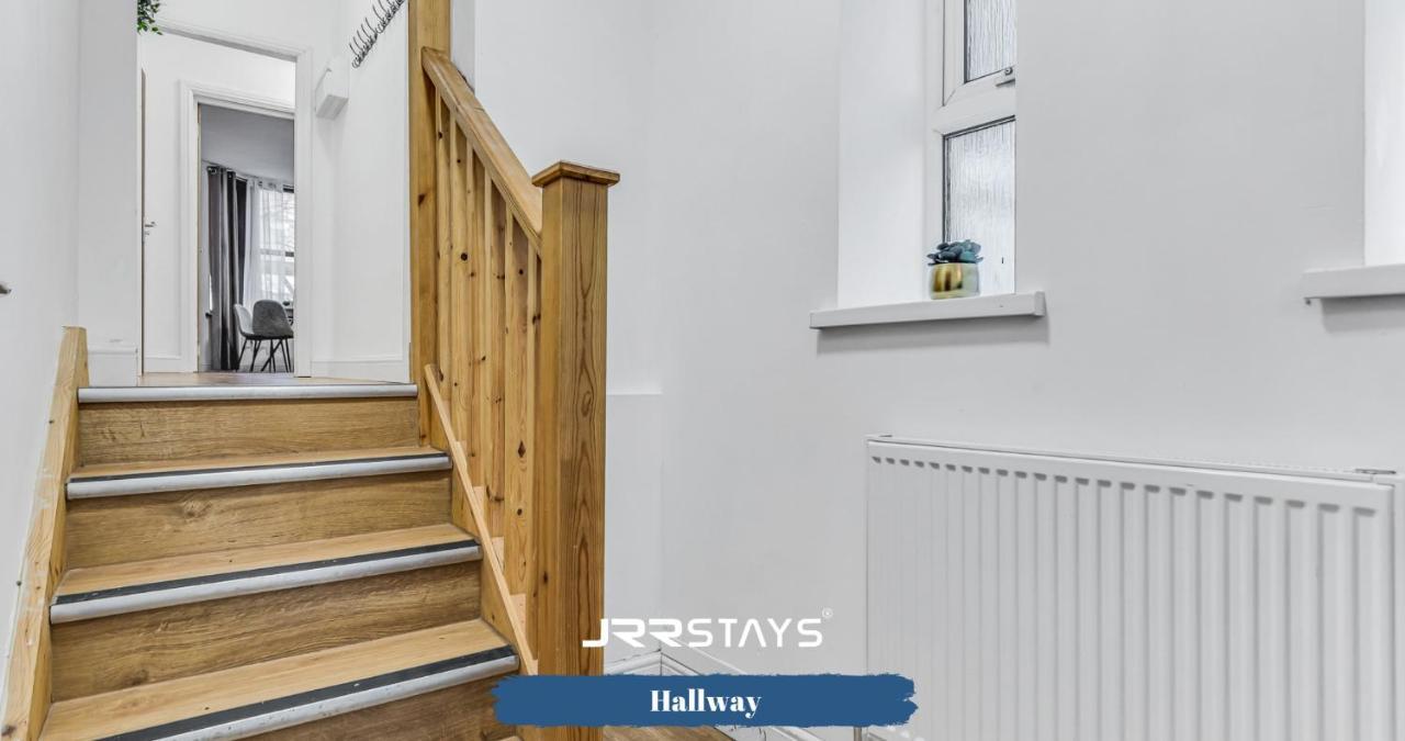 Cardiff Stylish 2 Bedroom Sleeps 6 Wi-Fi - Jrr Stays Kültér fotó